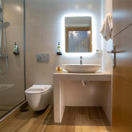 Zisis Lejlighedshotel