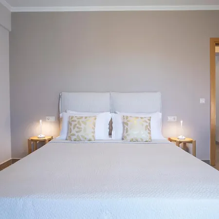 Zisis Nydri (Lefkada)