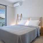 Apart Otel Zisis 3*