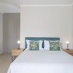 Zisis Apart Otel