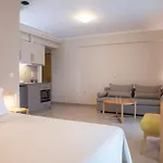 Zisis Apart Otel 3*