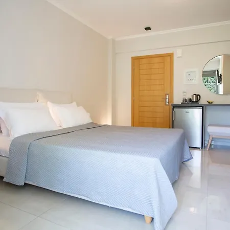 Zisis 3* Nydri (Lefkada)