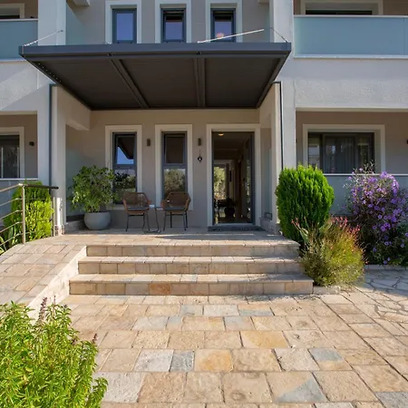 Zisis Apart Otel