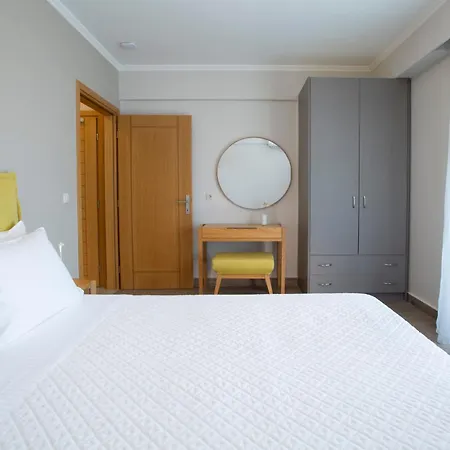 Zisis Aparthotel Nydri (Lefkada)